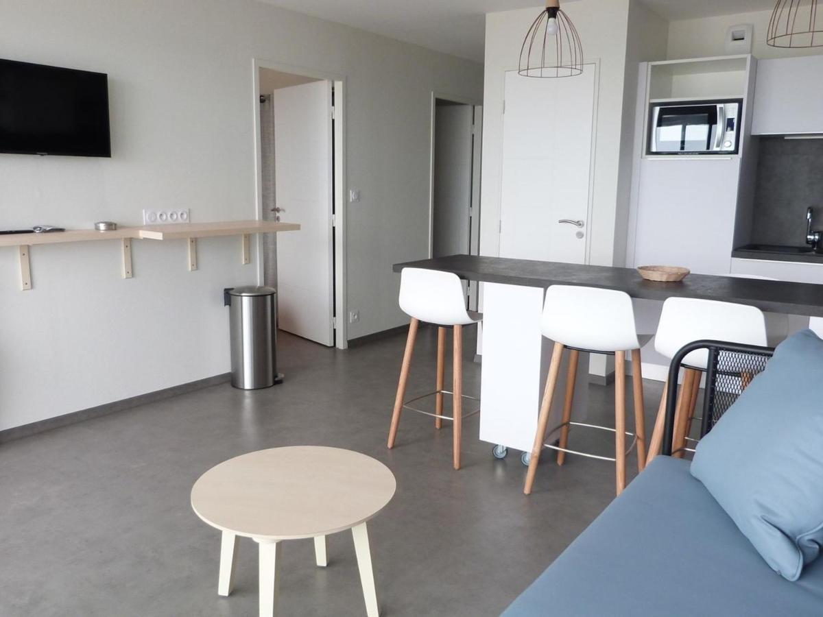 Appartement Plage, Piscine, Balcon, Animaux, Parking - Fr-1-194-201 Ла-Транш-сюр-Мер Экстерьер фото
