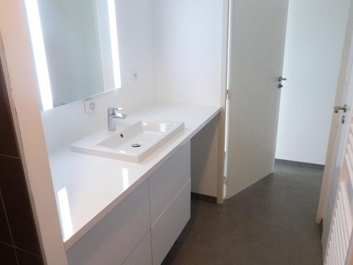 Appartement Plage, Piscine, Balcon, Animaux, Parking - Fr-1-194-201 Ла-Транш-сюр-Мер Экстерьер фото