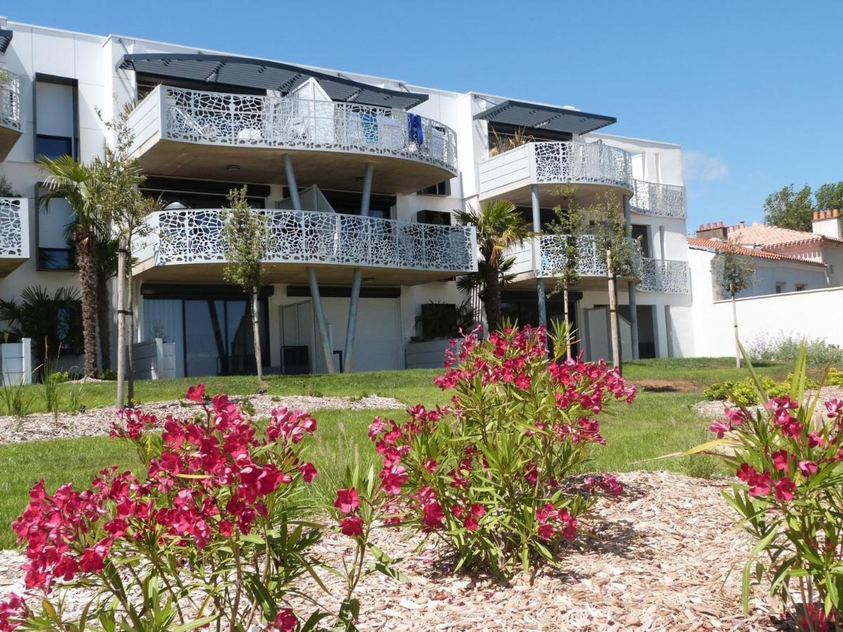 Appartement Plage, Piscine, Balcon, Animaux, Parking - Fr-1-194-201 Ла-Транш-сюр-Мер Экстерьер фото